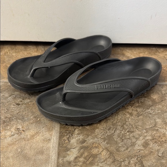 Birkenstock Dark Gray Sandals size 40 - Picture 1 of 3